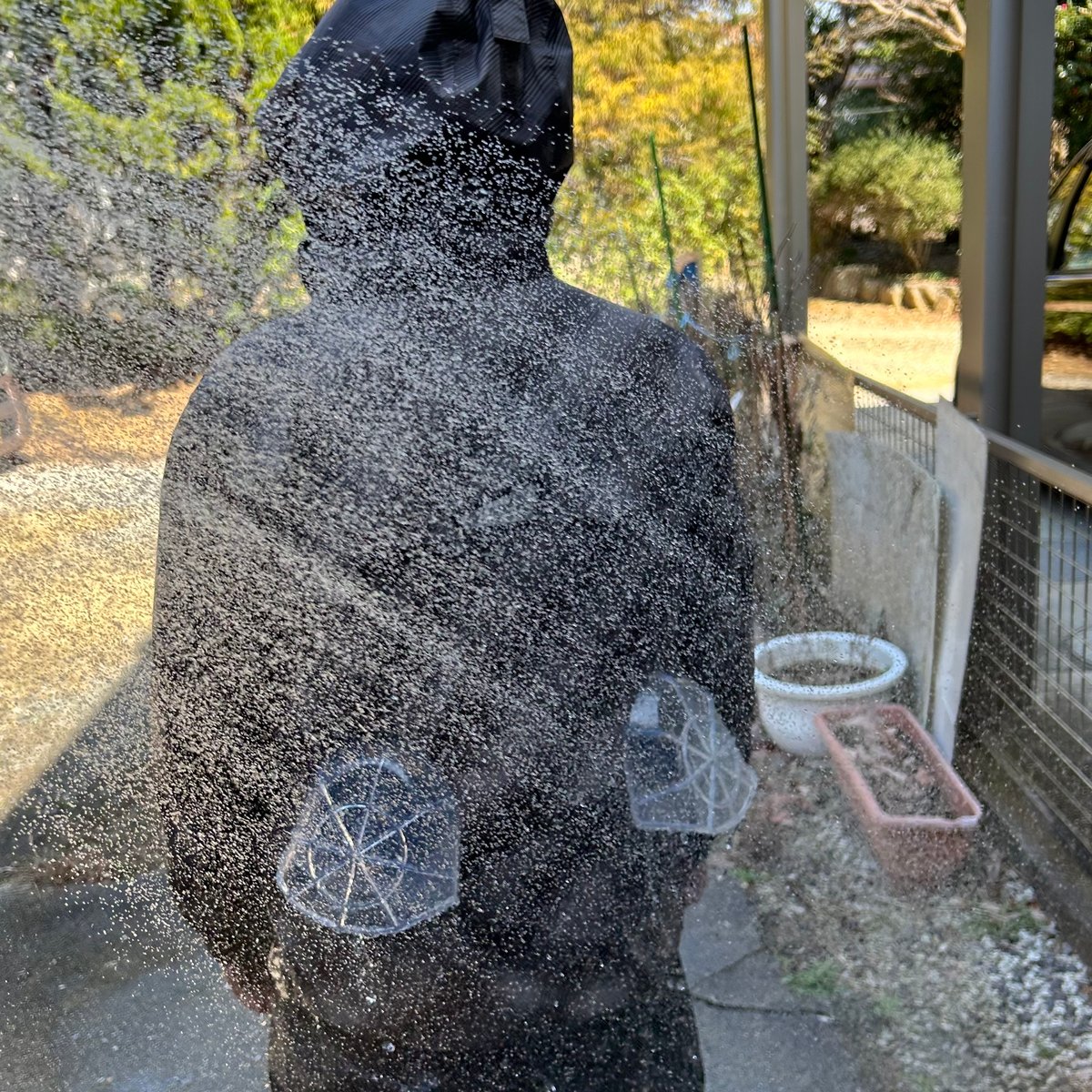 シリコン製の楽雨(ラクユー) ◇◇◇ファンを雨から守るためのカバー