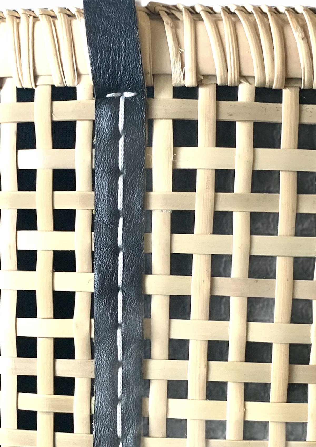 AMIAMI BV BLACK SS | warangwayan indonesia