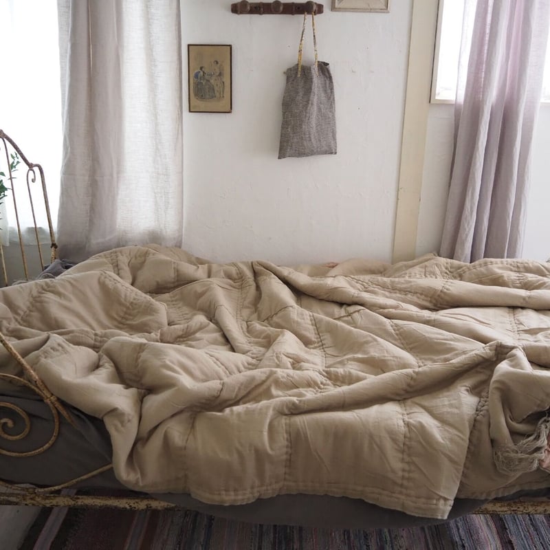 en fil d'Indienneオンフィルダンディエンヌ　カーテン en fil d'Indienne オンフィルダンディエンヌ マルチキルト