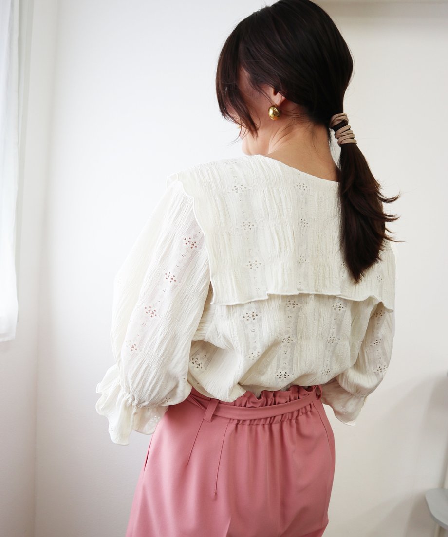 62b55225b1f1100b8250cae7
