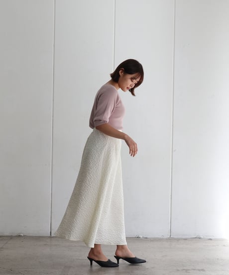 花柄エンボスフレアースカート