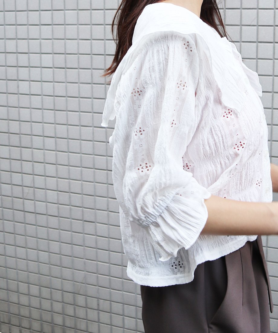 62b55225b1f1100b8250cae7