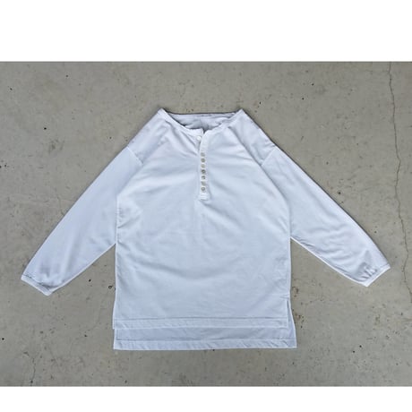 Sleeping Henry neck