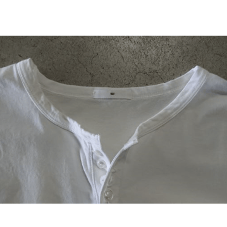 Sleeping Henry neck