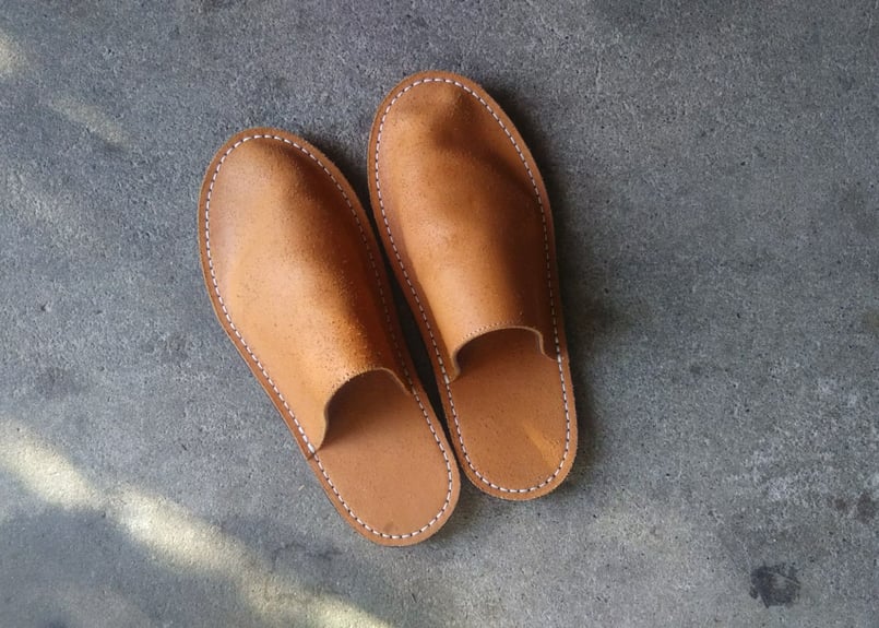 レザースリッパ とこヌメ | 靴屋orike 
