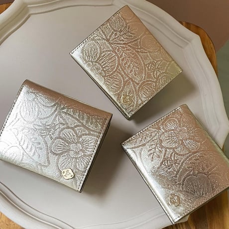 メタロ / ミニウォレット / LIGHT GOLD ｜【訳あり品】SALE開催！アップリケ財布 FIORAIAフィオライア
