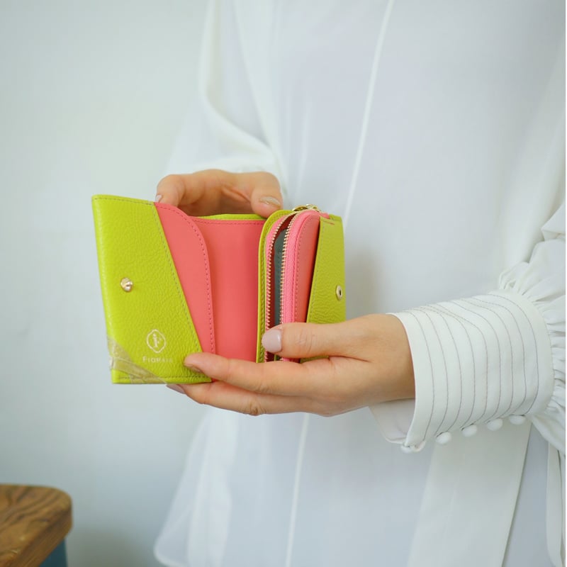 カラー / 2つ折りミニウォレット｜アップリケ財布 FIORAIA