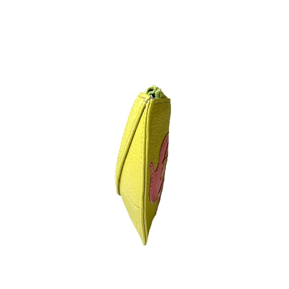 627c7924404e9105bc75260f