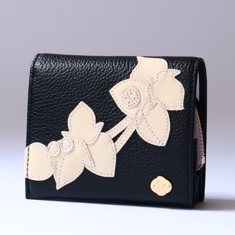 山羊革 二つ折り財布　カード入れ ✨ FIORAIA セルト / 2つ折りミニウォレット/ ブラック ｜アップリケ財布 FIORAIA