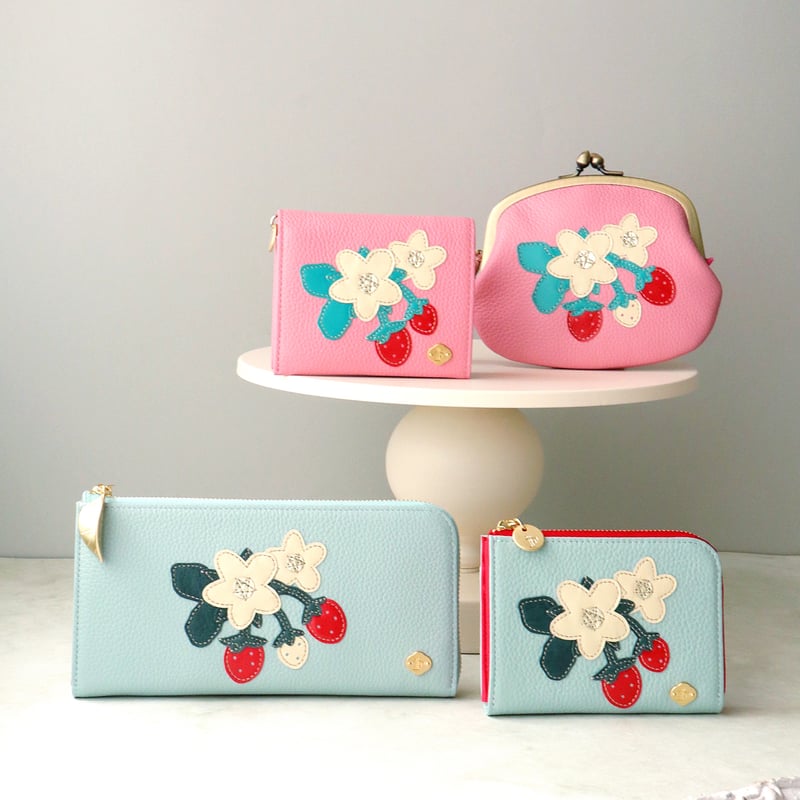 イチゴ / ミドルファスナーウォレット/ 各色 ｜アップリケ財布 FIORAIA