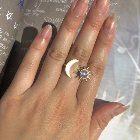 Sunshine moon Gold ring