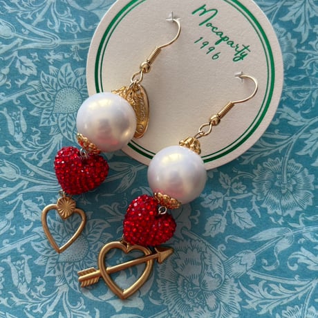 Pearl Lock on Heart