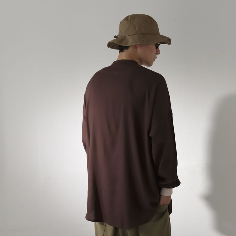 Kan Sano × antiqua - 長袖ピアノシャツ (ブラウン) | origami