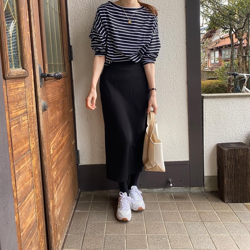 dolman sleeve border tops | s t k .
