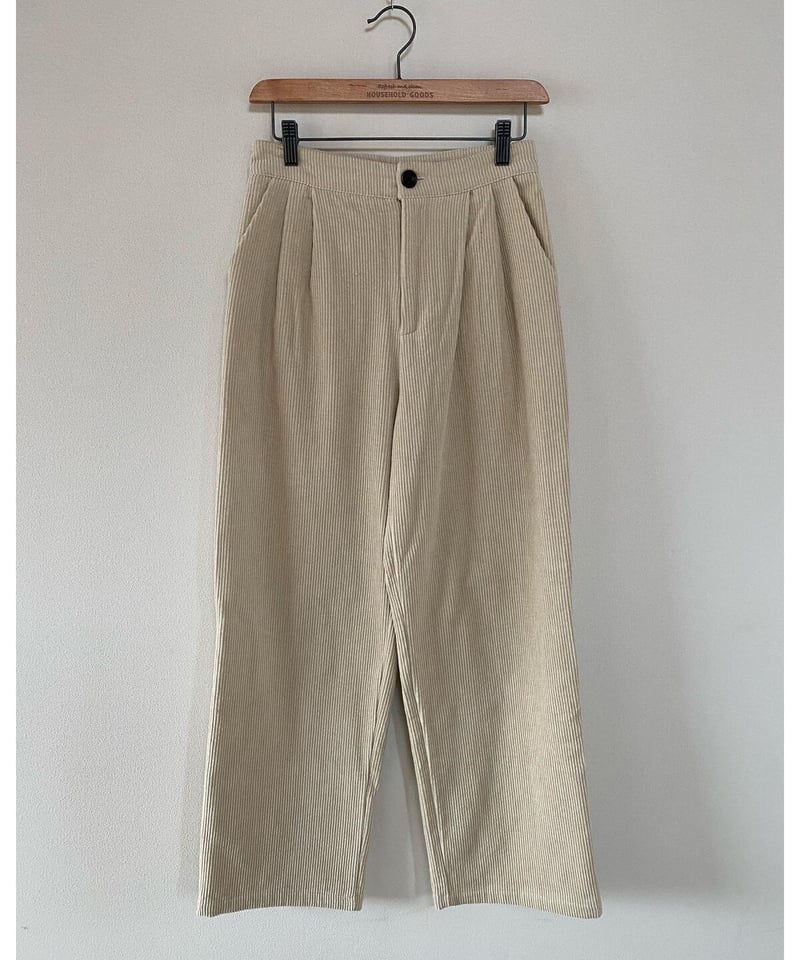 【美品】DAKSダックス日本製 タック入りコーデュロイパンツ Lベージュ 美品】DAKSダックス日本製 タック入りコーデュロイパンツ Lベージュ