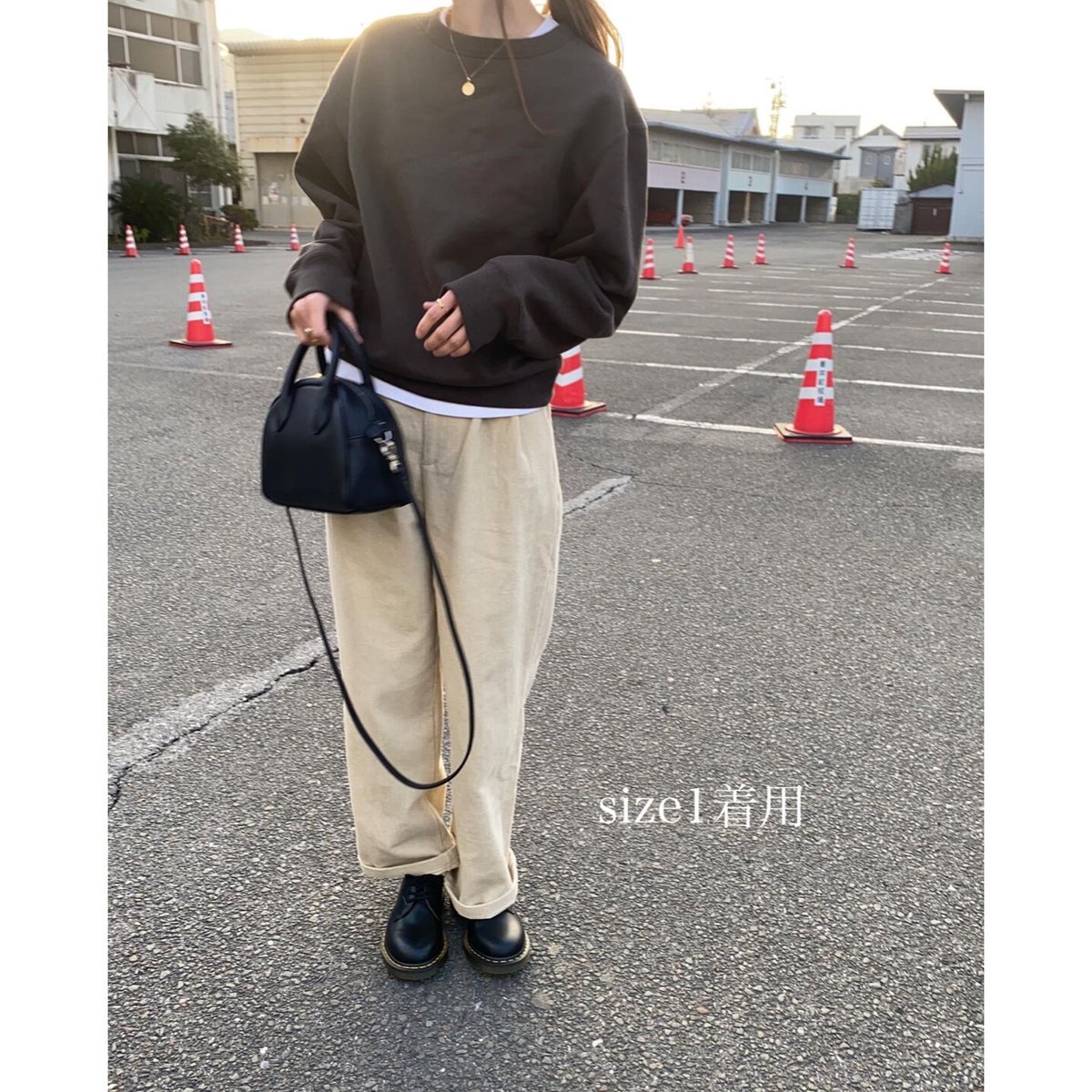 タック入りコーデュロイパンツ | s t k .