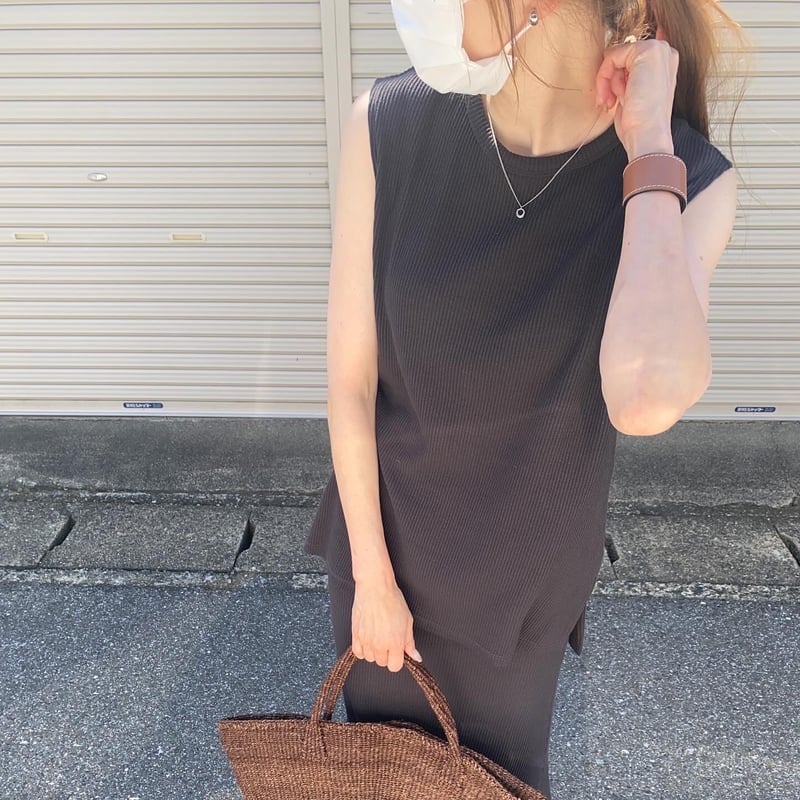 【新品】エパ　epa リブトップス　rib tops Eterne Cropped Rib Tank Top in Heather Grey | FWRD