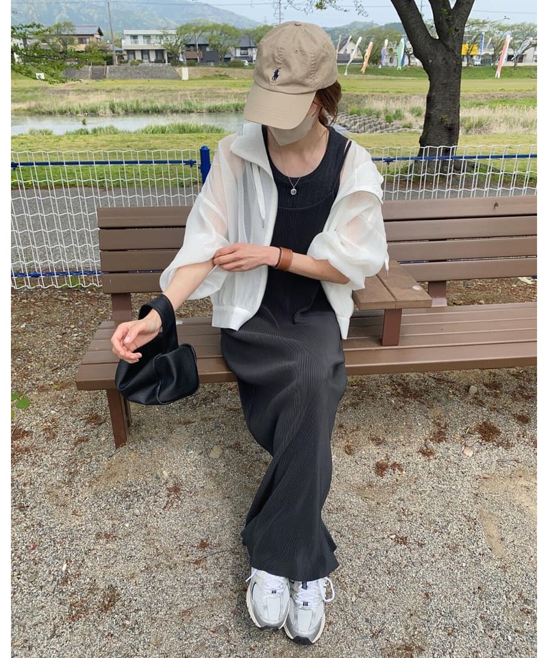 volume sleeve sheer parka | s t k .