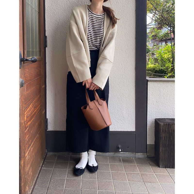 lantern sleeve zip up cardigan | s t k .
