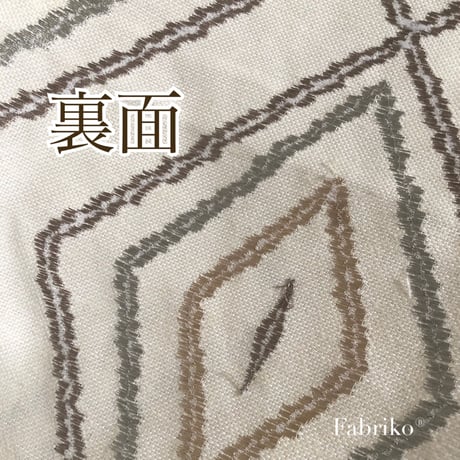 ダイヤ刺繍