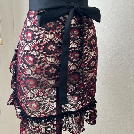 シージョ、エプロンセット　黒×赤　フラワーラッセルレース　フラメンコ衣装