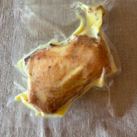 骨付とりももステーキ　塩味（国産若鶏）