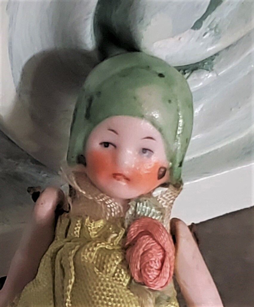 ビスクドール　グリーンベルベットのドレス original