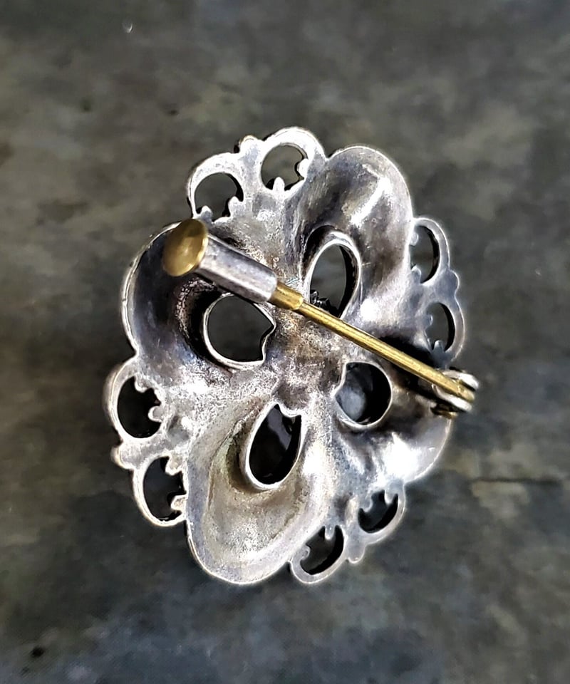 エルミンのブローチ アンティーク品 | アンティーク ベルベット Velvet