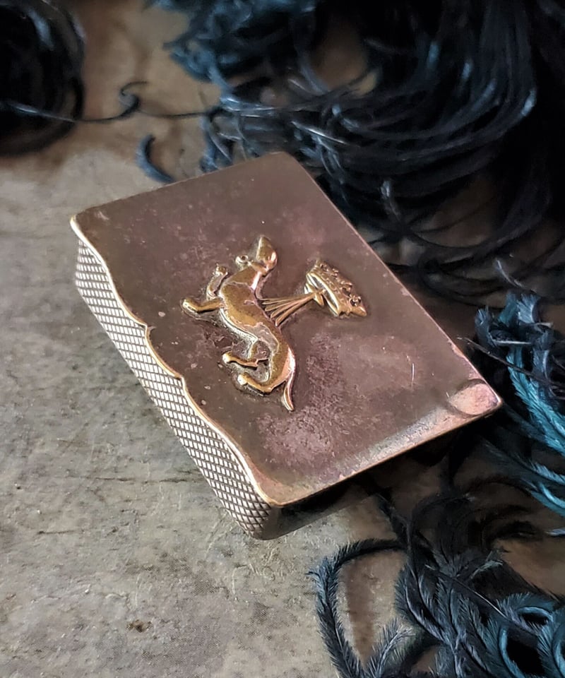 エルミンのピルケース アンティーク品 | アンティーク ベルベット Velvet