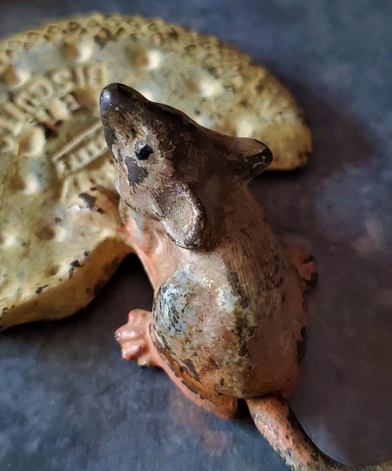 ネズミとビスケットのペーパーウェイト アンティーク品 | アンティーク