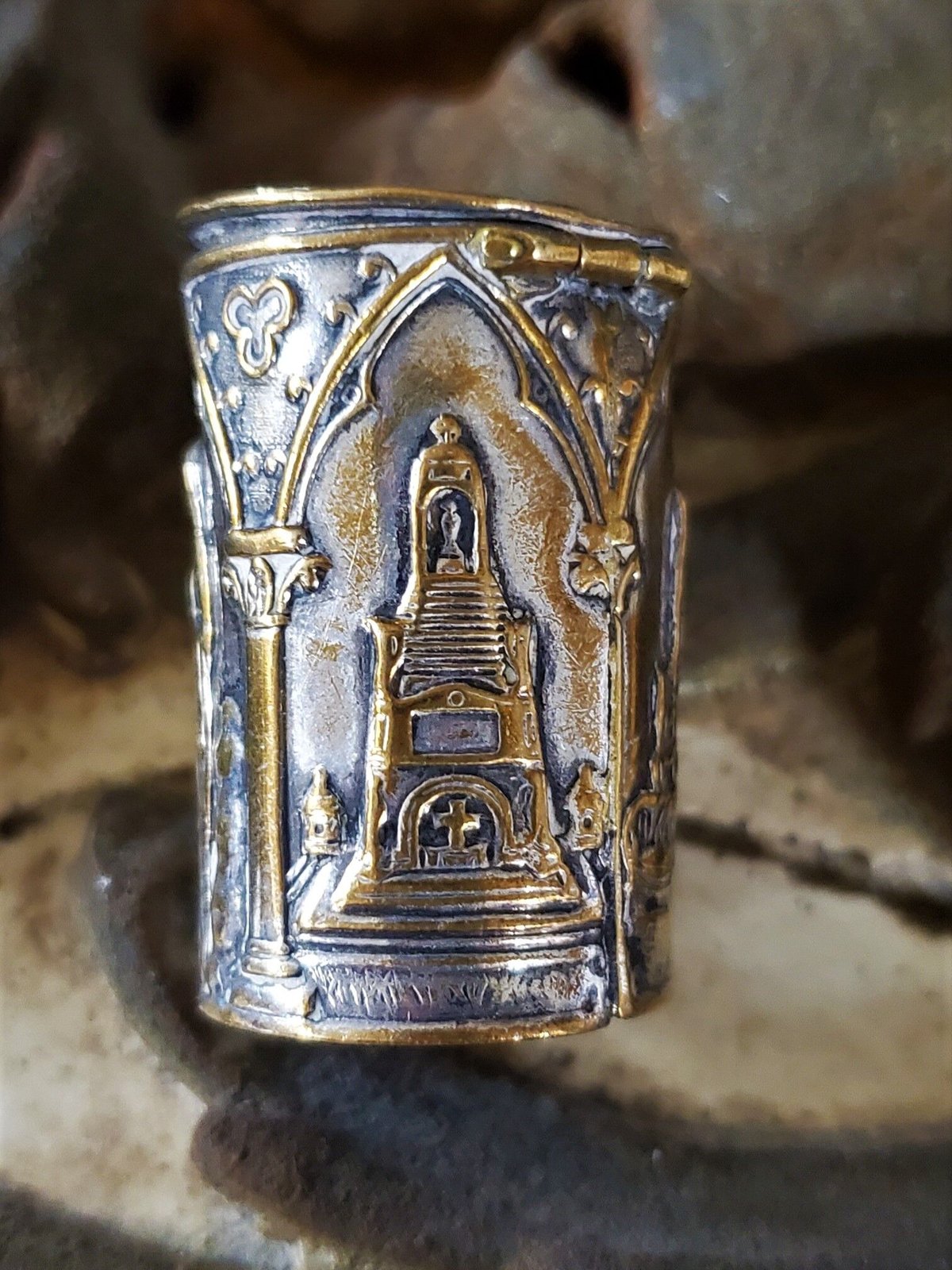 フランス　アンティーク　ロザリオケース　ロザリオ入り　ルルド アンティークロザリオケース ルルドのマリア フランス