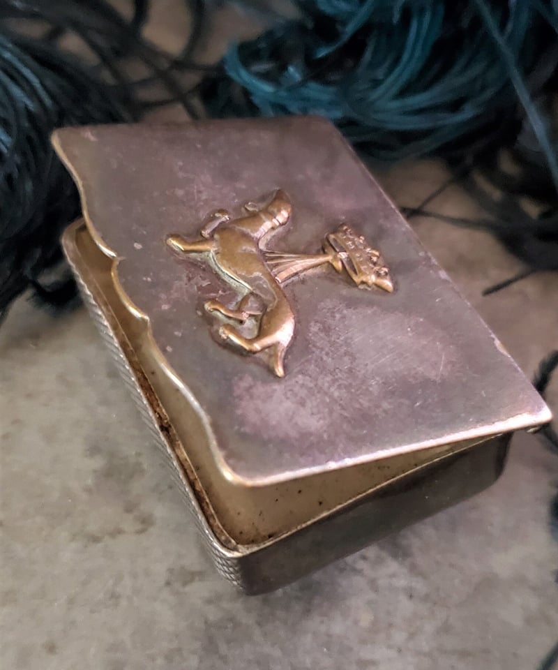 エルミンのピルケース アンティーク品 | アンティーク ベルベット Velvet