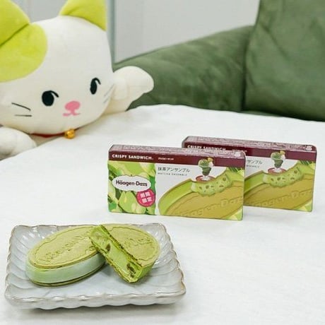 【9648】抹茶(まっちゃ)をたっぷり楽(たの)しむことができるデザート(dessert)！クリスピーサンド(Crispy Sandwich)「抹茶(まっちゃ)アンサンブル」