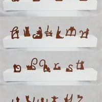 猫 アルファベット(a～z) カラー：ホワイト | DEN DEN NET でんでんネット