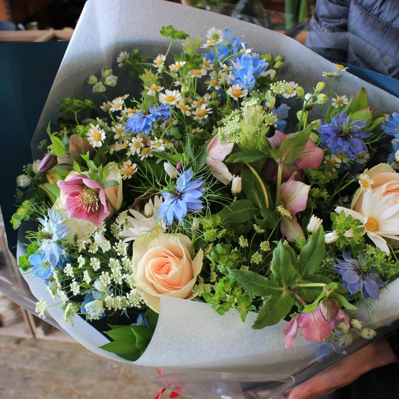 季節の花のおまかせブーケ （宅配便） | Hanasaki Web Shop