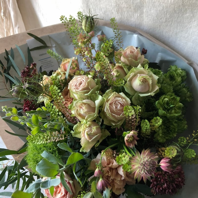 狛江市内のお届けフラワーブーケ💐＊*8000yen | casico STORE