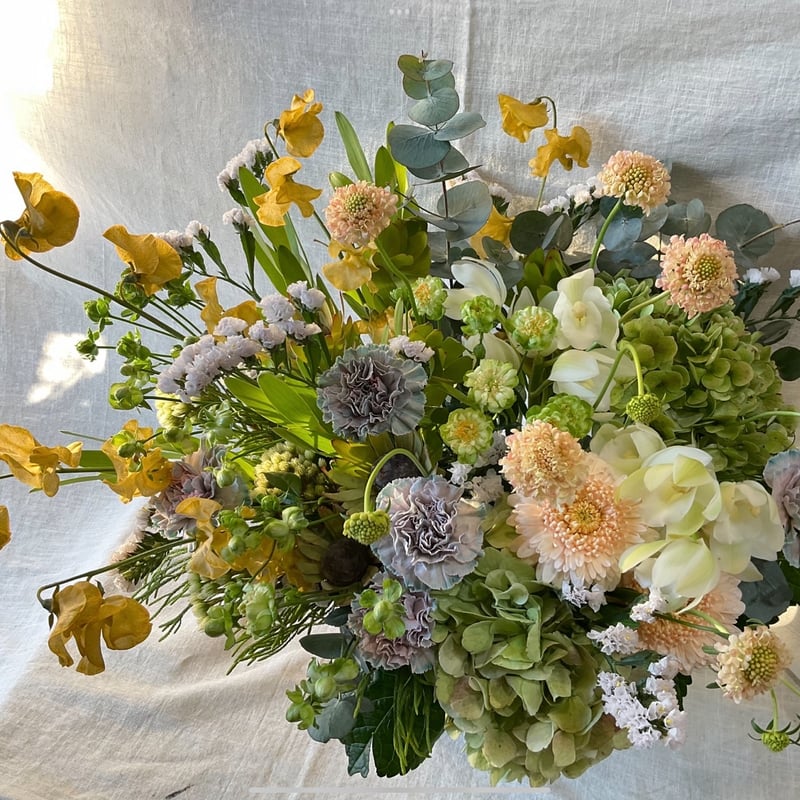 宅配でのお届けフラワーアレンジメント🧺＊*8000yen | casico STORE