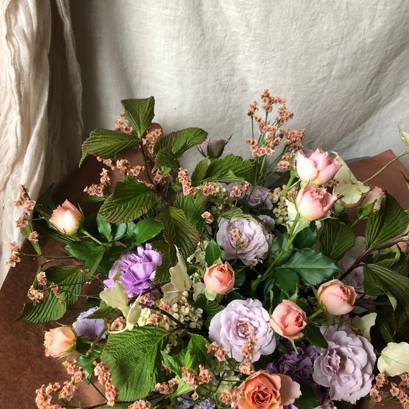 狛江市内のお届けフラワーブーケ💐＊*8000yen | casico STORE