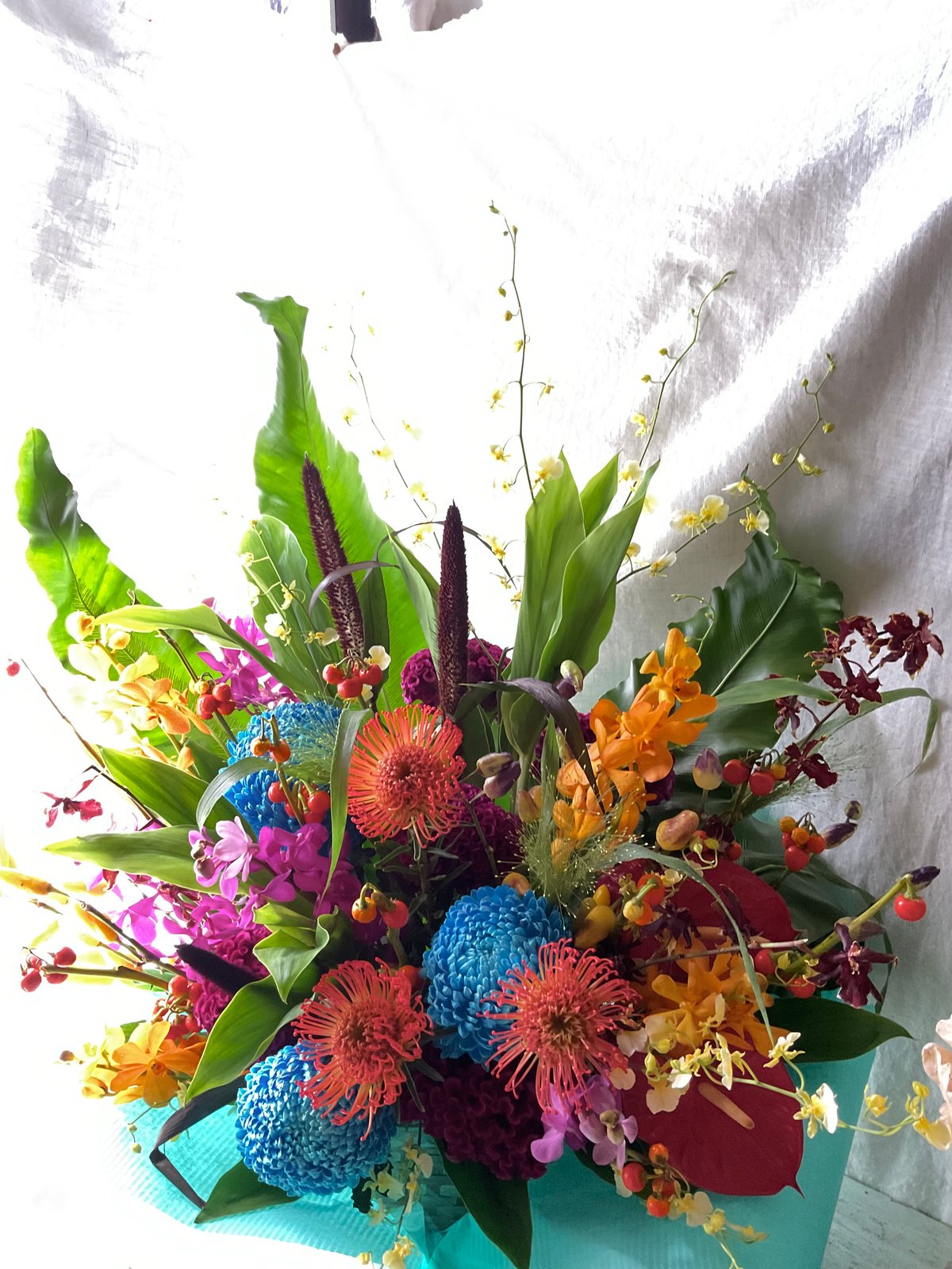 宅配でのお届けフラワーアレンジメント🧺＊*10000yan | casico STORE