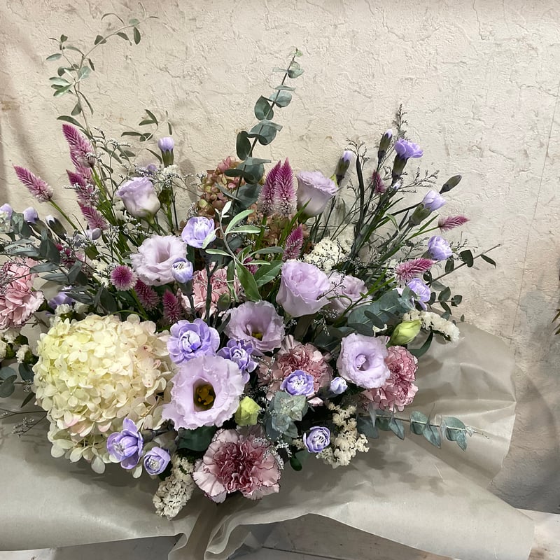 狛江市内のお届けアレンジメントフラワー🧺＊*10000yen | casico STORE