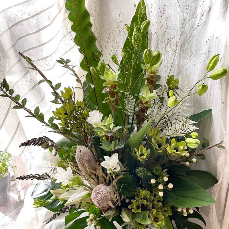 狛江市内のお届けアレンジメントフラワー🧺＊*10000yen | casico STORE