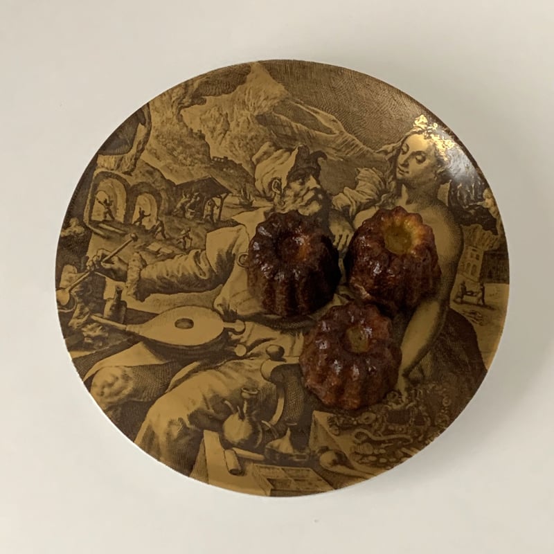 ドイツ ババリア(BAVARIA )のヴィンテージプレート 素敵な壁飾りのお皿