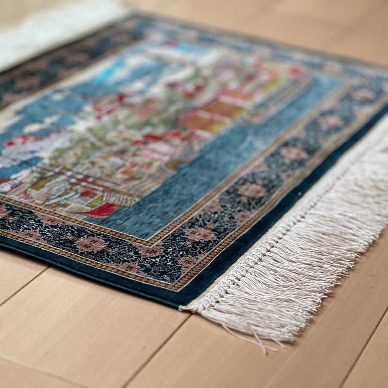 ヘレケシルク絨毯 | TONERI RUGs