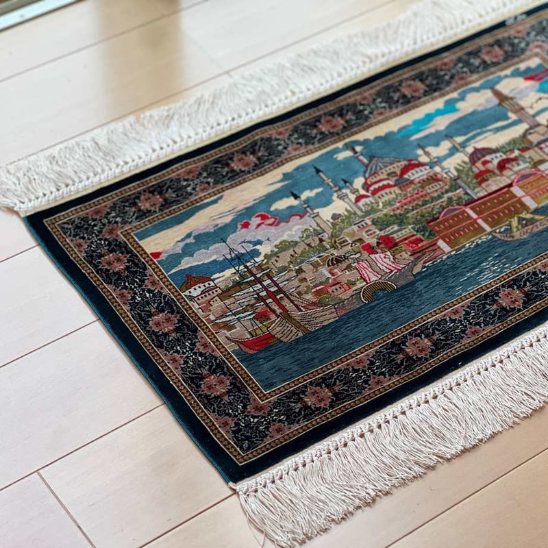ヘレケシルク絨毯 | TONERI RUGs