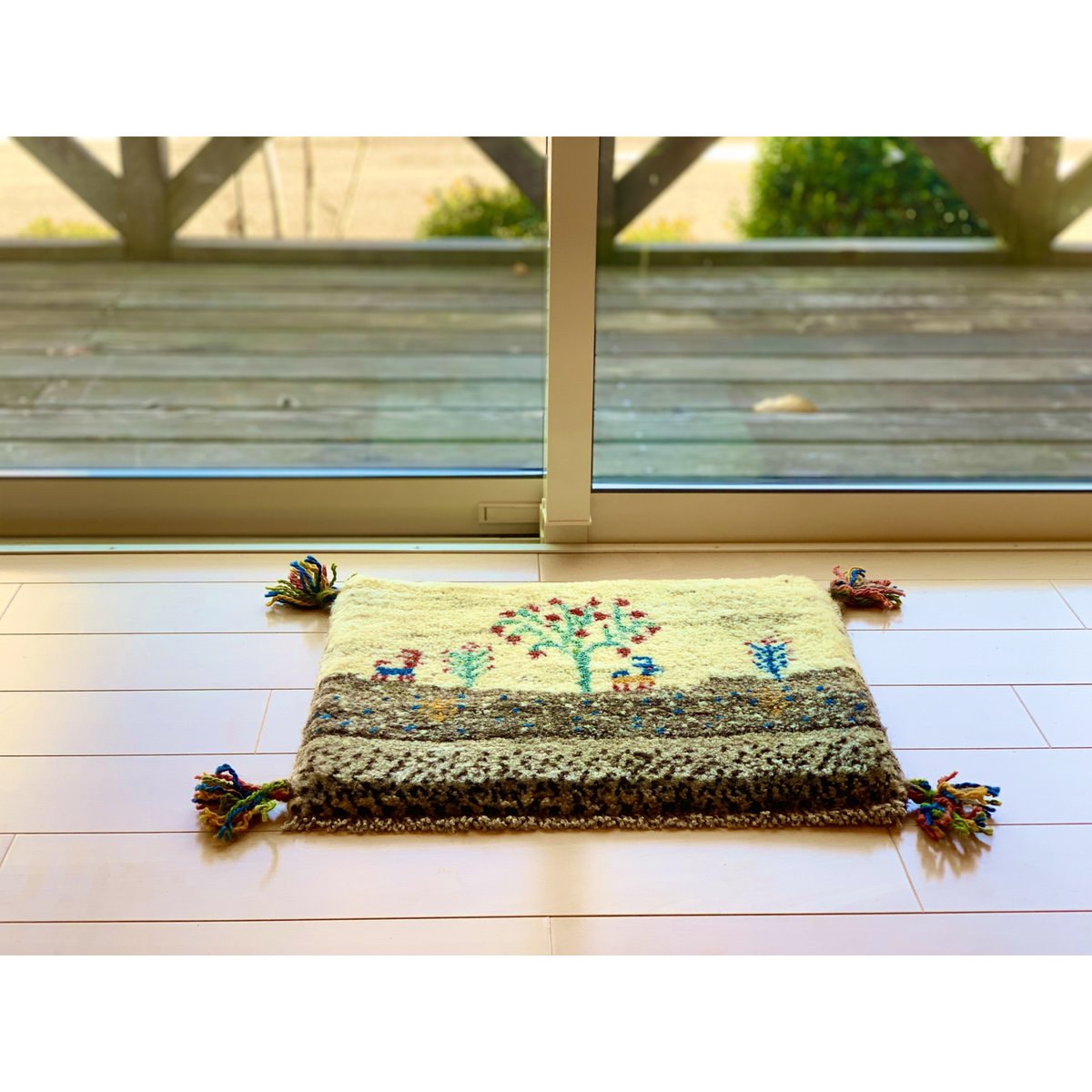 ギャッベ 座布団 319 | TONERI RUGs ギャッベ 座布団 319 | TONERI RUGs