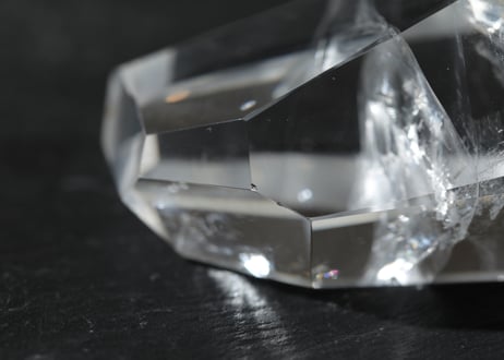 【叡智の結晶】虹入り レムリアンクォーツ 磨き