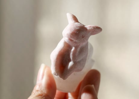 【親愛】ピンクオパールの考えるぶたとホワイト翡翠のトイレ（1個）