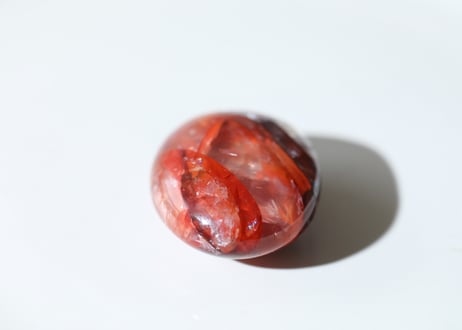 【gift】虹入り ヘマタイトインクォーツ タンブル