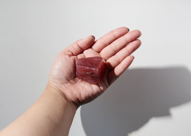 【天然石】ストロベリークォーツ フリーフォーム ストロベリークォーツ フリーフォーム 【寄り添う】 | Y.S.Y24