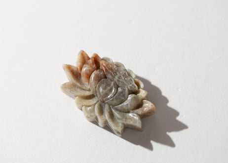 【悟りのシッディ入り】ムーンストーン 蓮の花
